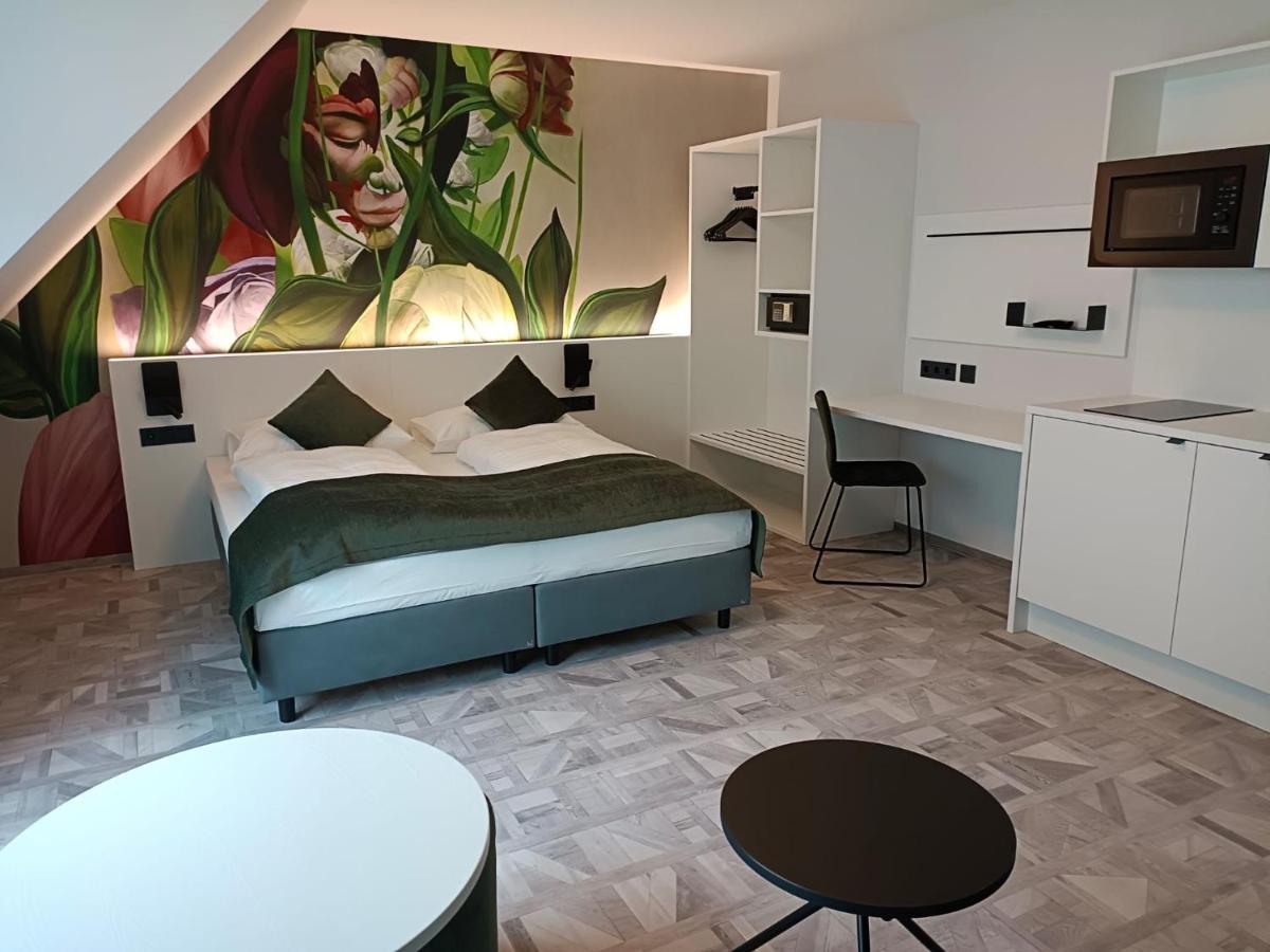Art-Inn Design Self-Check-In-Hotel Linz Exterior foto